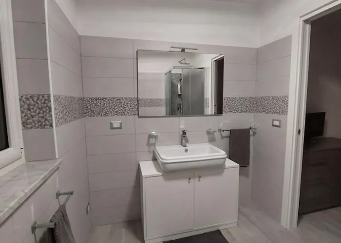 Elvira Tatil Evi Palinuro